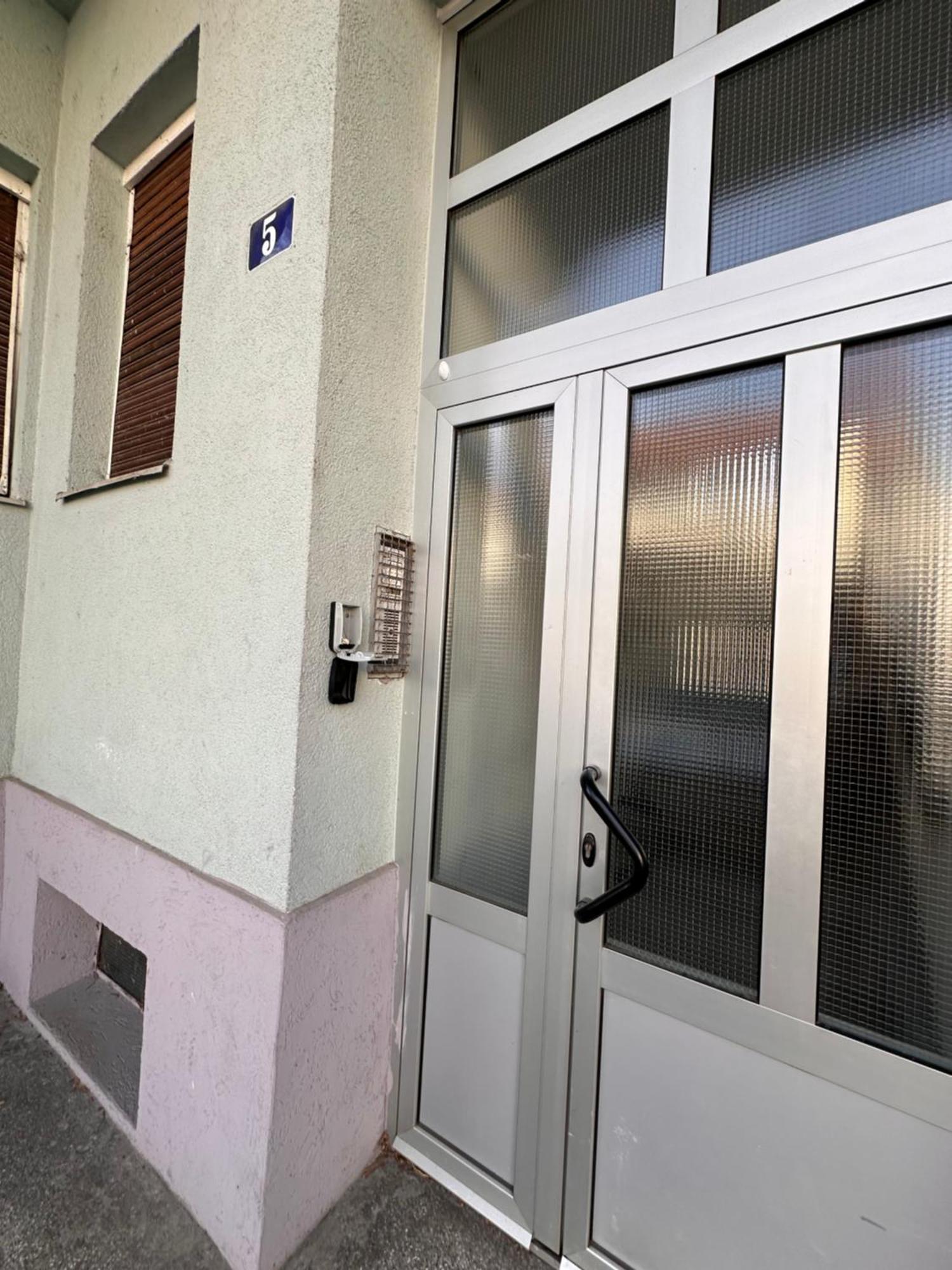 Apartman Pannonica Pin 0-24H Slavonski Brod Luaran gambar